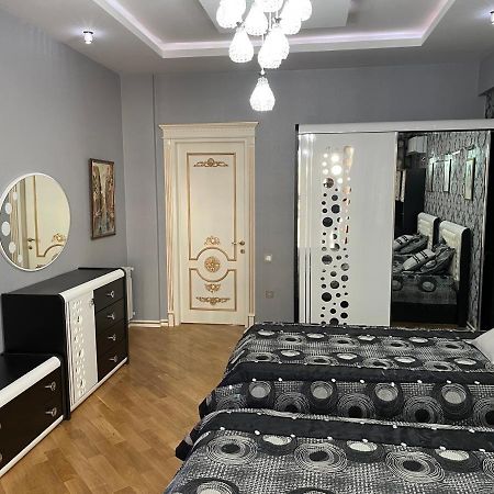 Park Azure Louvre Apartment Баку Екстер'єр фото