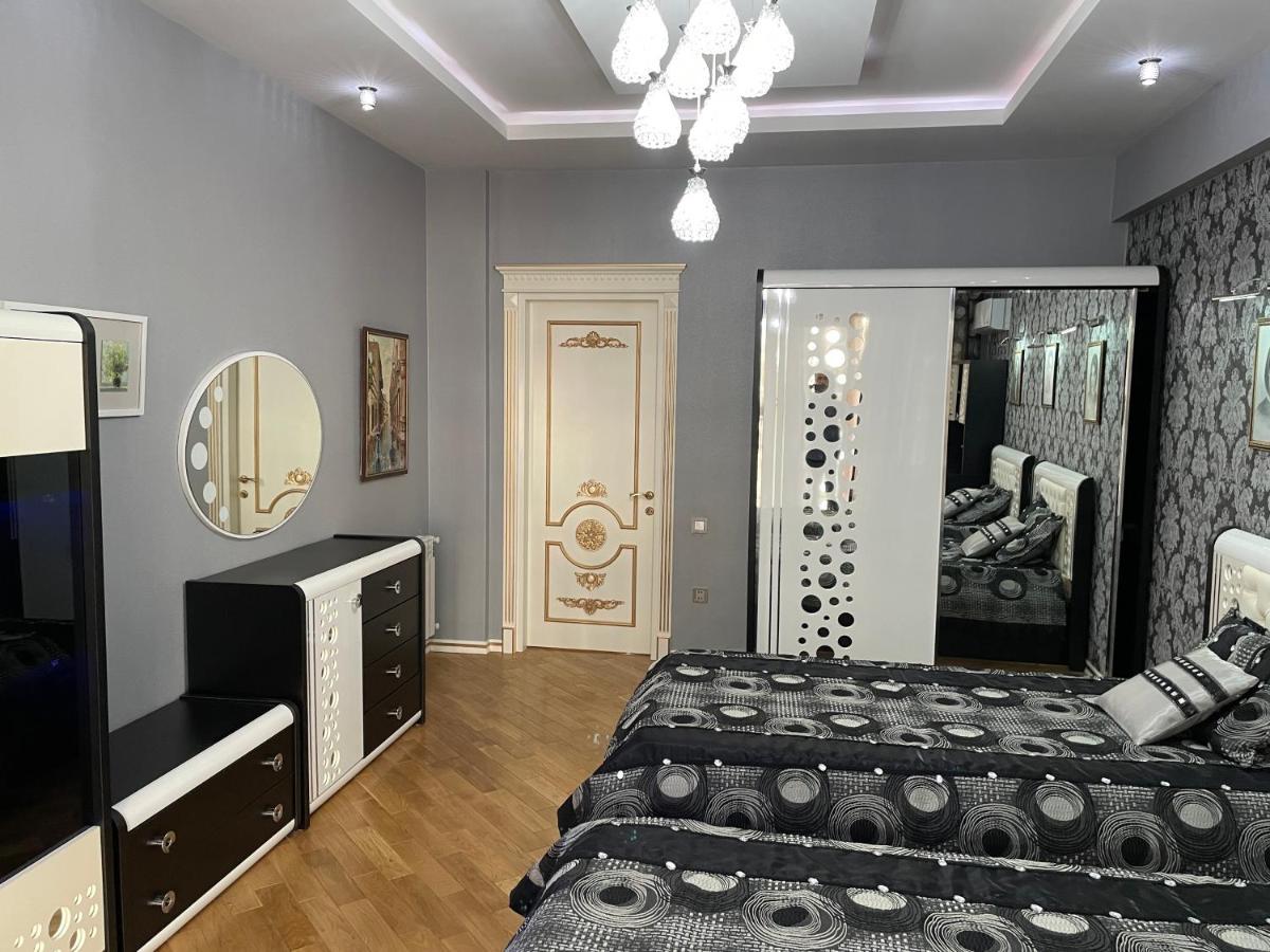 Park Azure Louvre Apartment Баку Екстер'єр фото