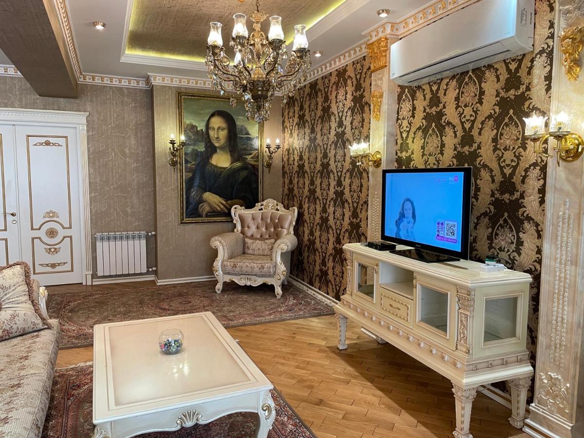 Park Azure Louvre Apartment Баку Екстер'єр фото