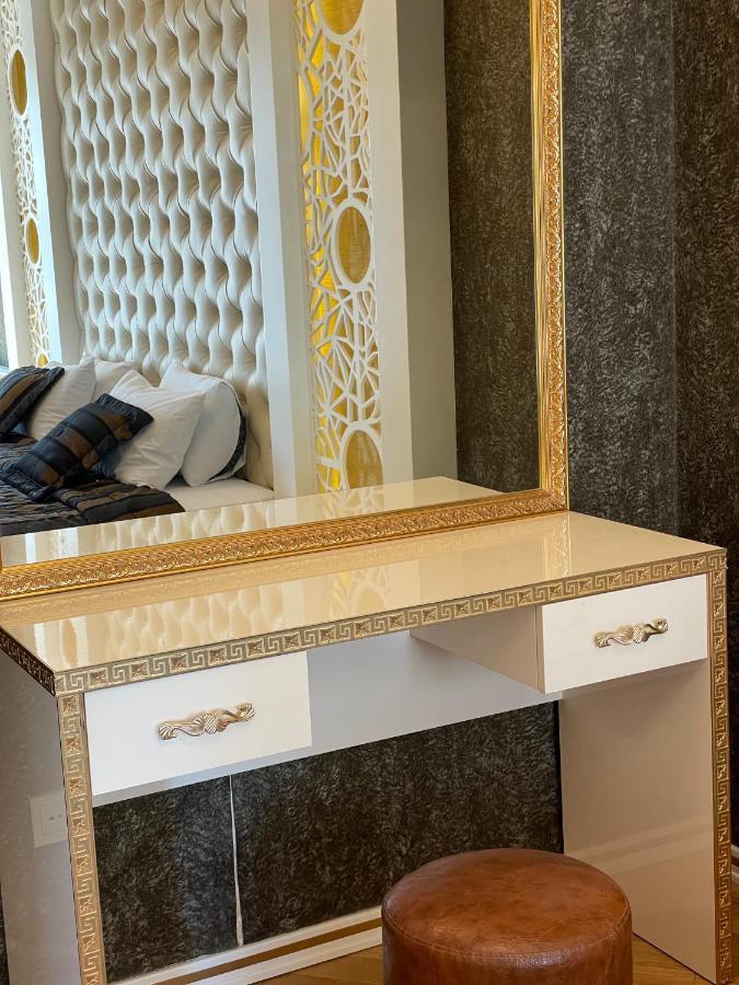 Park Azure Louvre Apartment Баку Екстер'єр фото