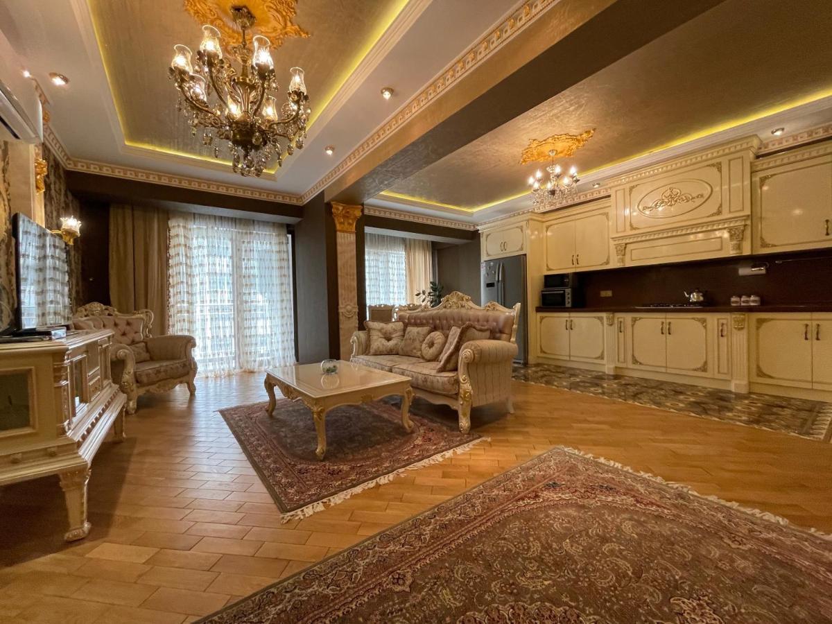 Park Azure Louvre Apartment Баку Екстер'єр фото