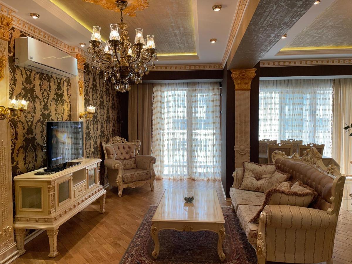 Park Azure Louvre Apartment Баку Екстер'єр фото