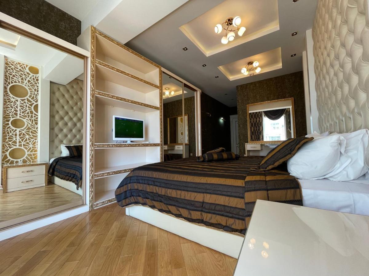 Park Azure Louvre Apartment Баку Екстер'єр фото